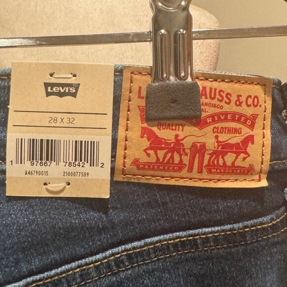 LEVI STRAUSS & CO SUPER LOW BOOTCUT JEANS - Picture 5 of 6